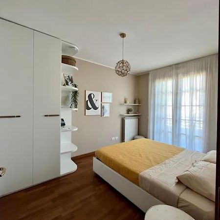Casa Di Lillo Appartement Merate Buitenkant foto