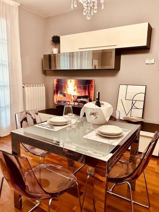 Casa Di Lillo Appartement Merate Buitenkant foto