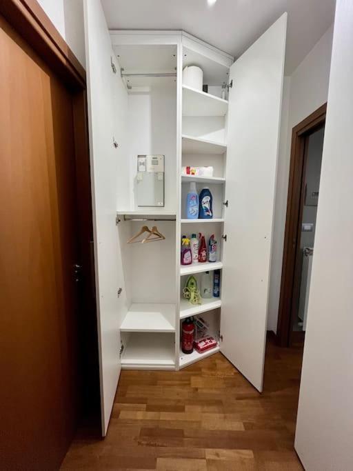 Casa Di Lillo Appartement Merate Buitenkant foto